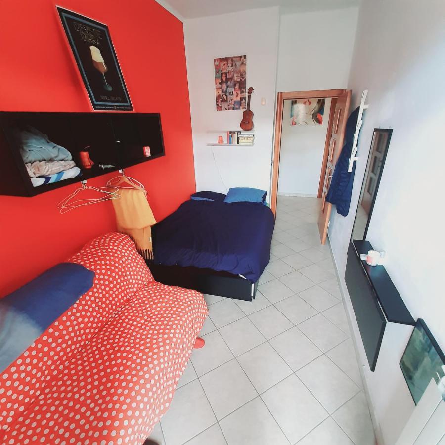 Cozy Room Stanza Close City Center In A Family House Stanza In Appartamento Condiviso Noi Viviamo In Casa Stanza In Affitto Турин Екстер'єр фото