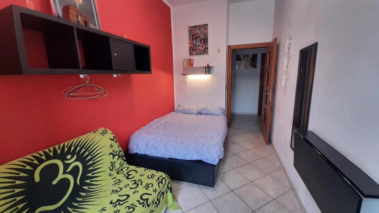 Cozy Room Stanza Close City Center In A Family House Stanza In Appartamento Condiviso Noi Viviamo In Casa Stanza In Affitto Турин Екстер'єр фото