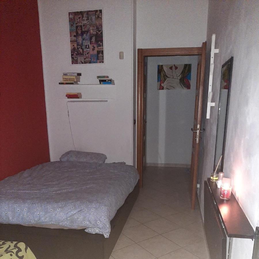 Cozy Room Stanza Close City Center In A Family House Stanza In Appartamento Condiviso Noi Viviamo In Casa Stanza In Affitto Турин Екстер'єр фото