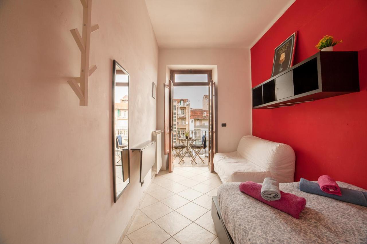 Cozy Room Stanza Close City Center In A Family House Stanza In Appartamento Condiviso Noi Viviamo In Casa Stanza In Affitto Турин Екстер'єр фото