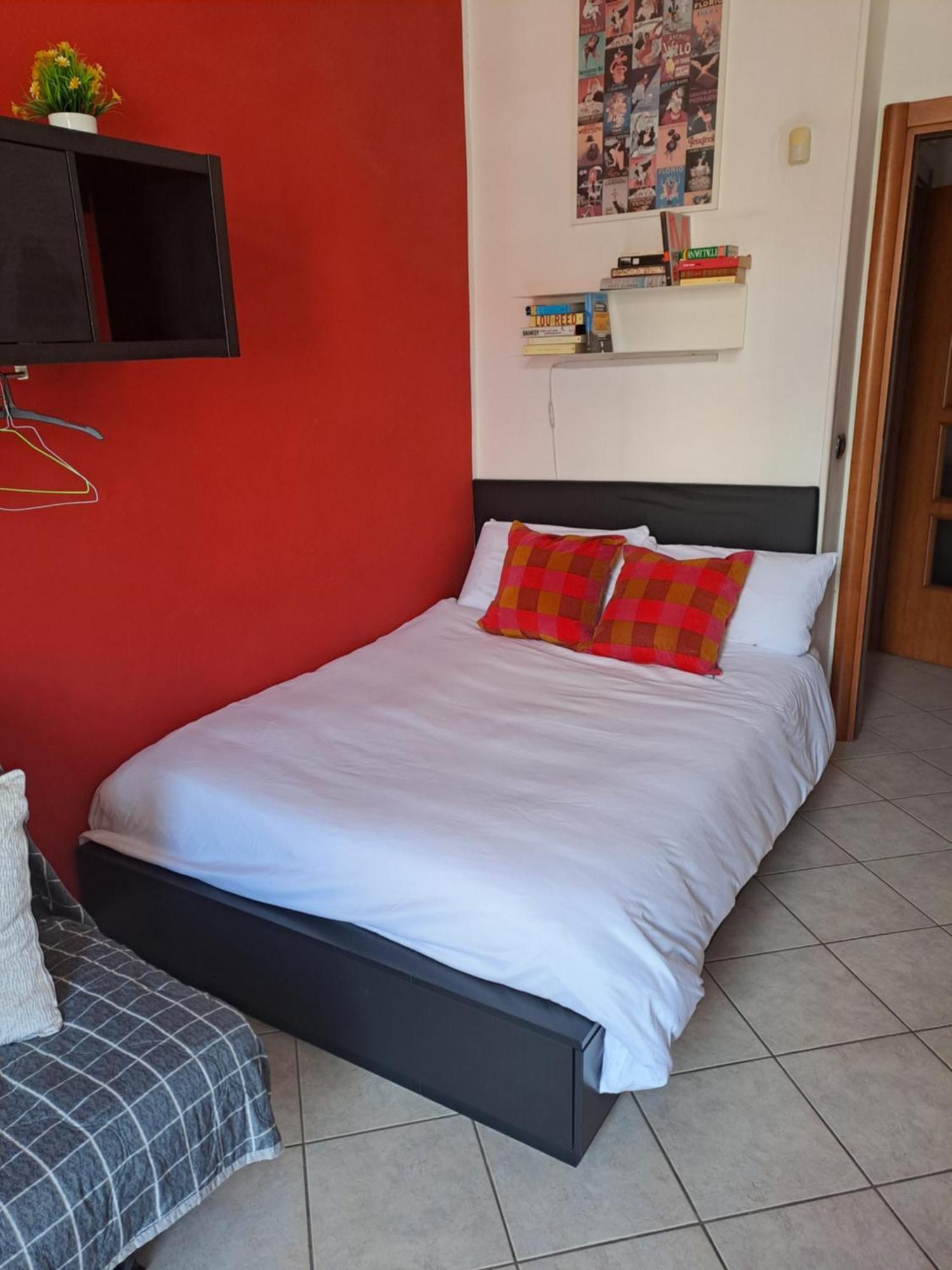Cozy Room Stanza Close City Center In A Family House Stanza In Appartamento Condiviso Noi Viviamo In Casa Stanza In Affitto Турин Екстер'єр фото