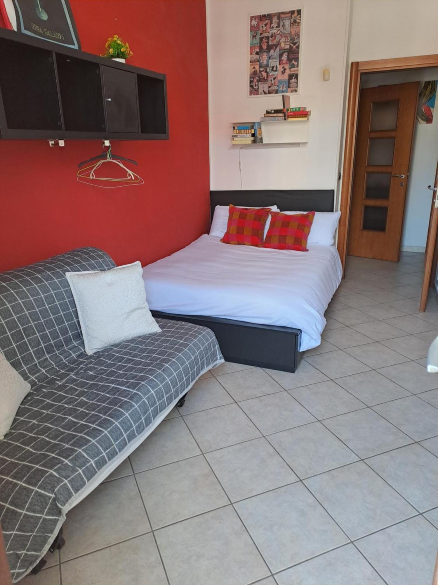 Cozy Room Stanza Close City Center In A Family House Stanza In Appartamento Condiviso Noi Viviamo In Casa Stanza In Affitto Турин Екстер'єр фото